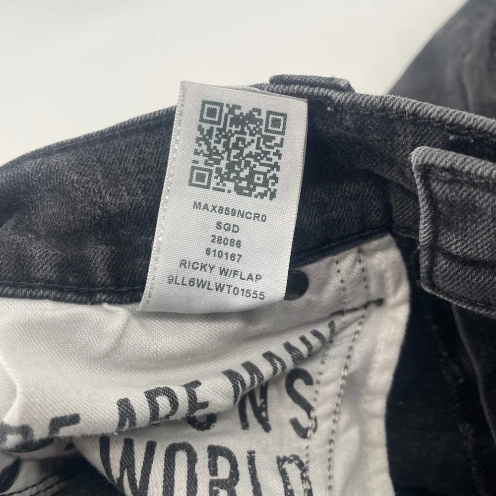True Religion Ricky Jeans Mens 33 Black Relaxed Straight Leg Faded Denim USA